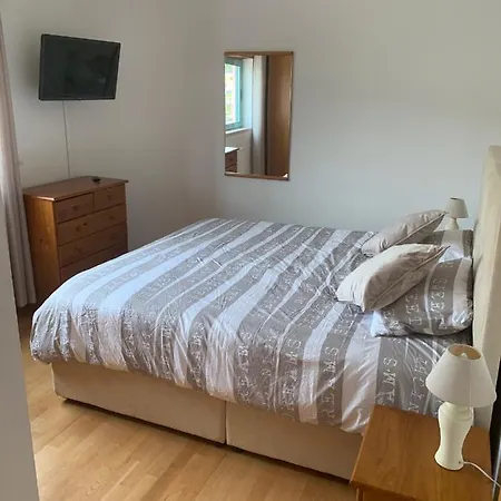 Holiday In The Marina Apartment